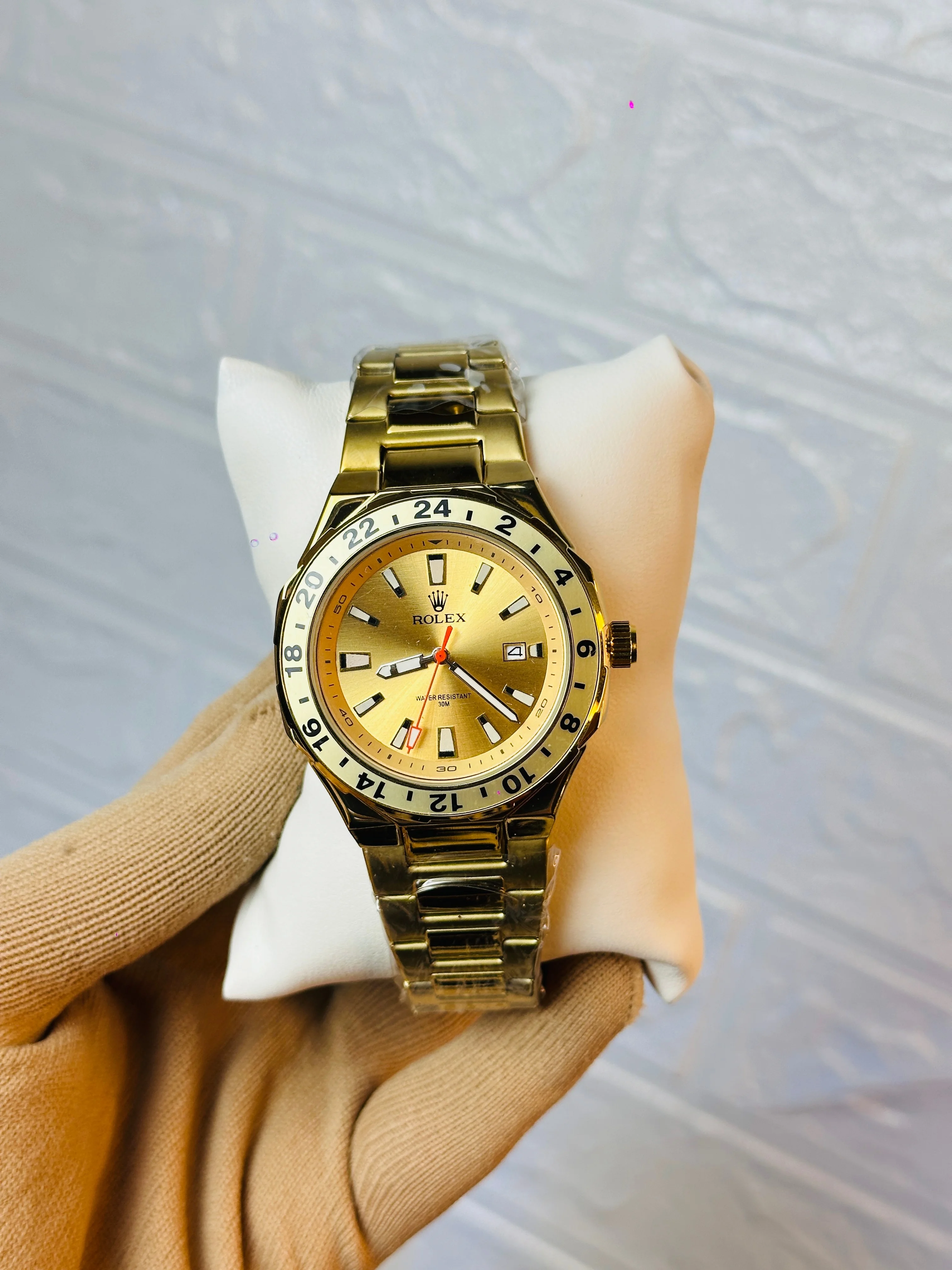 ROLEX 8246 GOLDEN